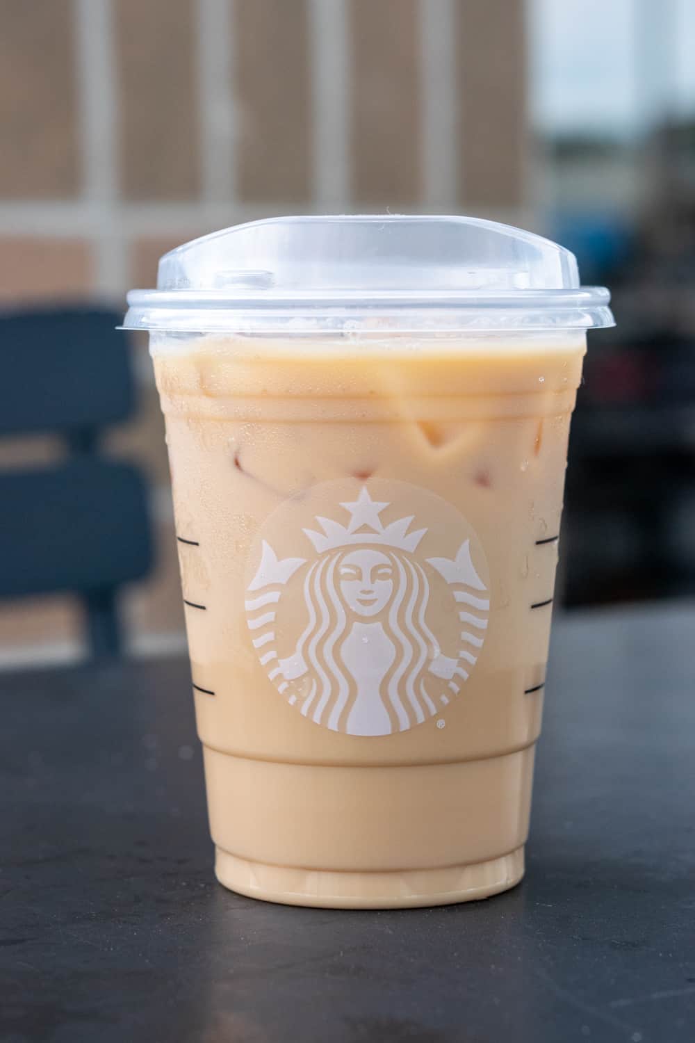 Vanilla Latte. 10 popular drinks at starbucks